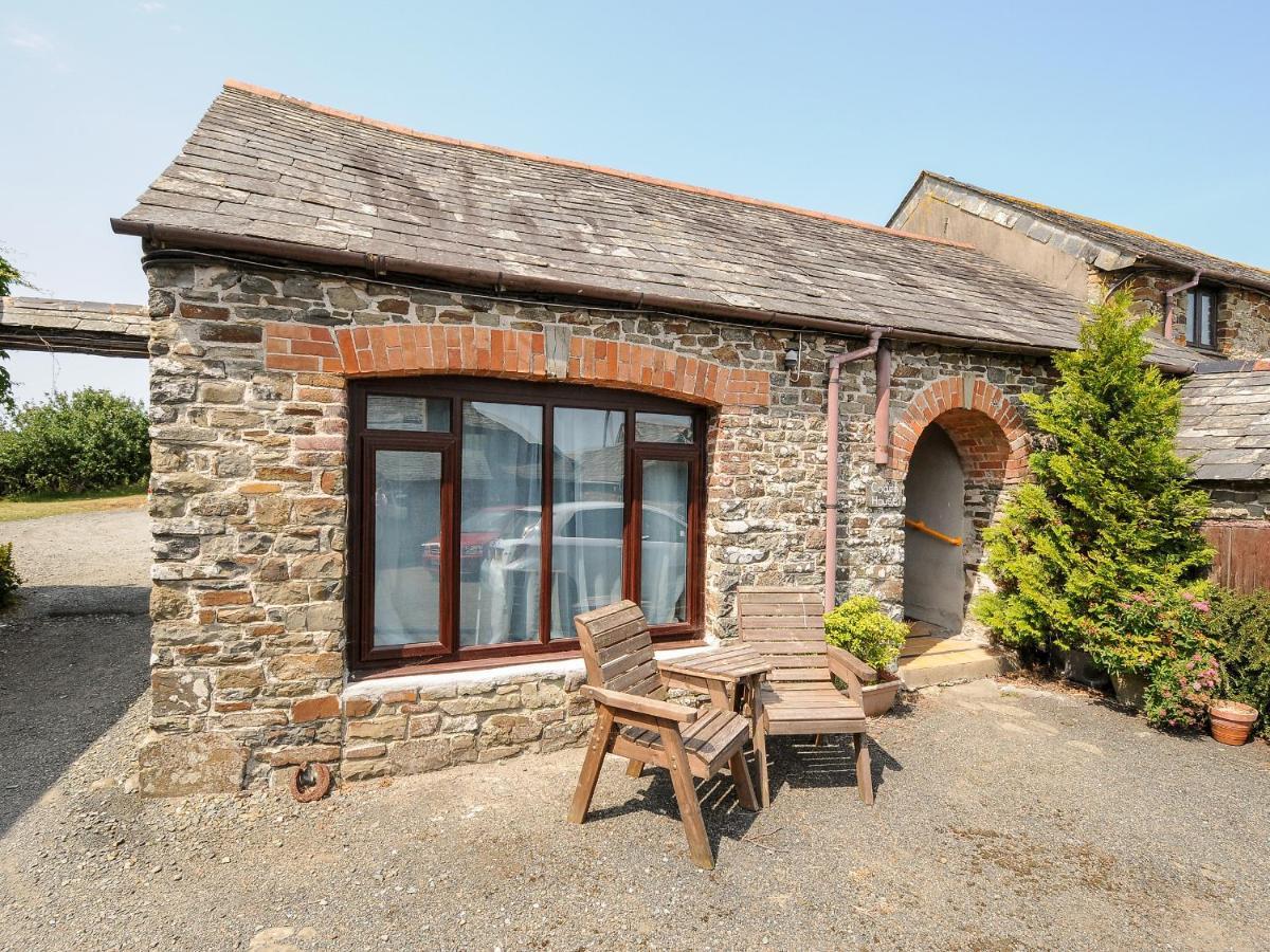 Coach House Cottage Bude Bagian luar foto